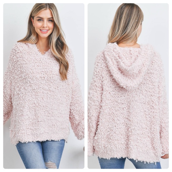 Miracle Sweaters - $25 start LAST ONE ❤️ Miracle brand Hooded blush popcorn sweater